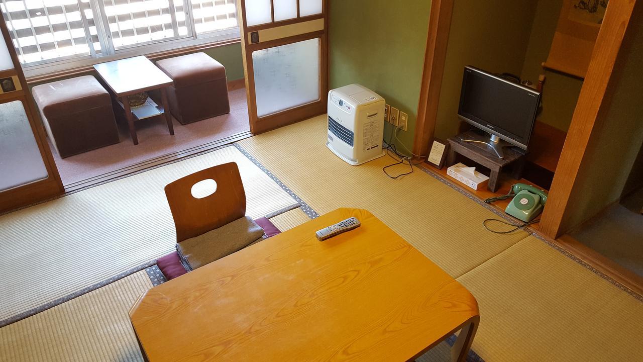 Ryokan Maruya Yufu Buitenkant foto
